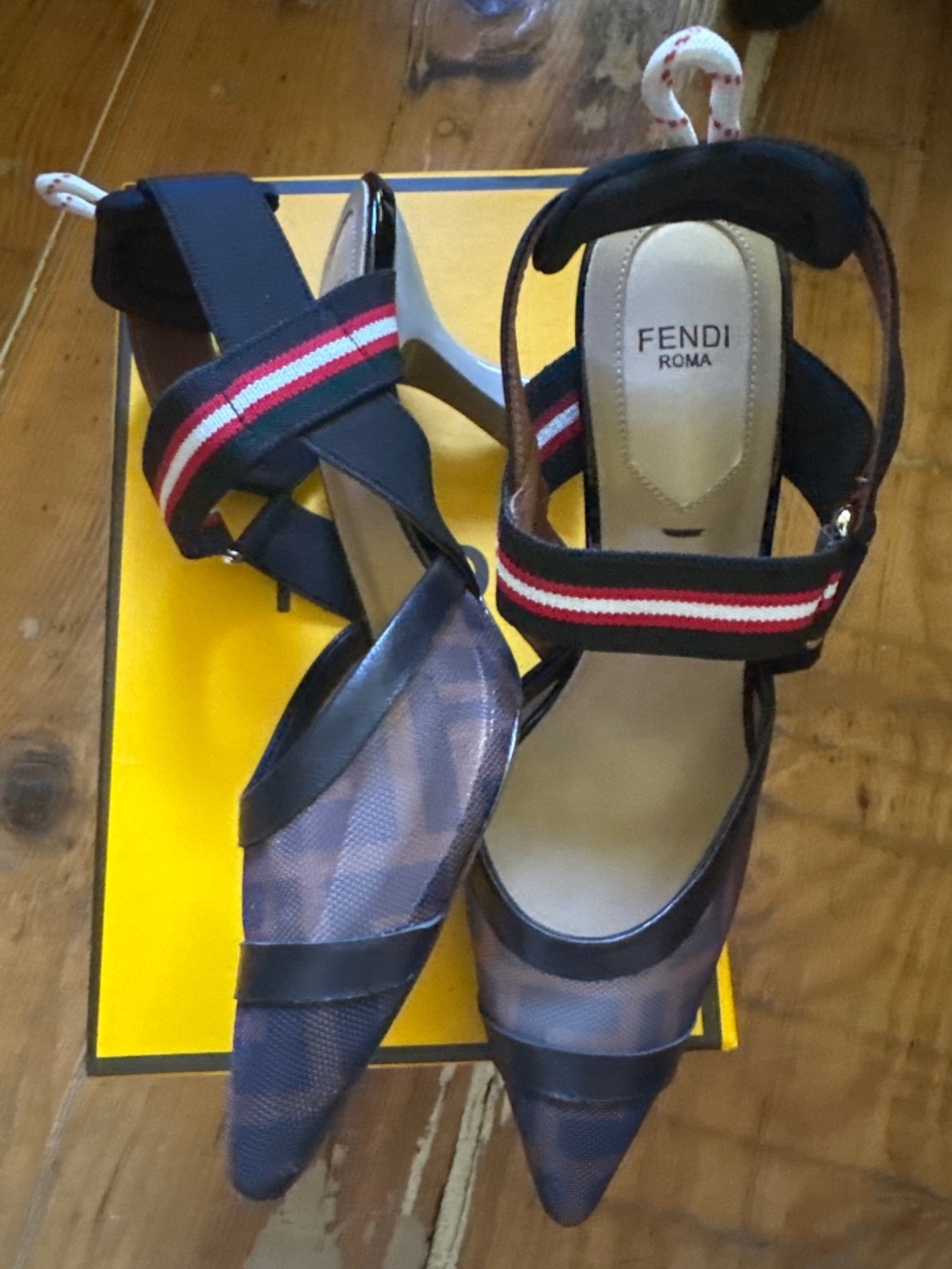 Fendi heels brown size 7